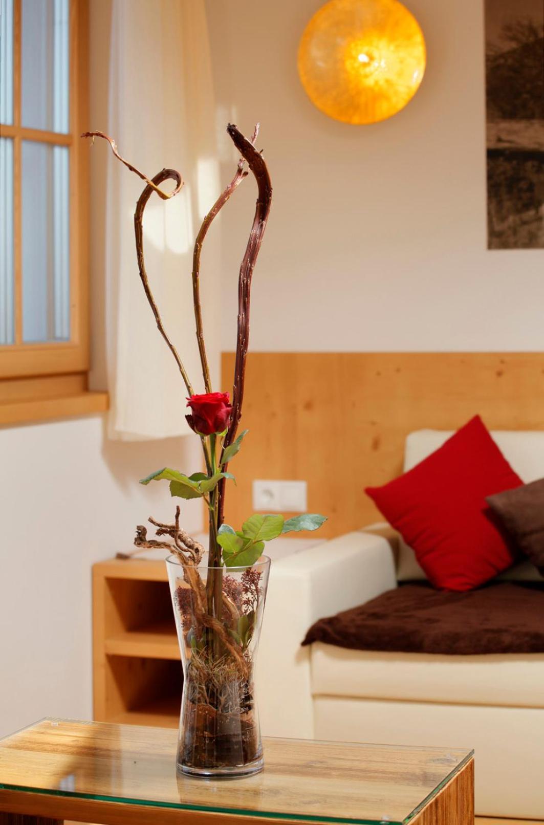 Schwarzplatterhof Apartment Merano Ngoại thất bức ảnh
