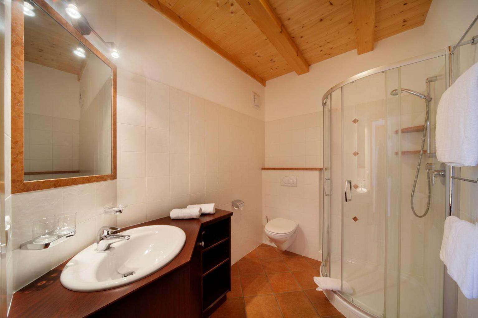 Schwarzplatterhof Apartment Merano Ngoại thất bức ảnh