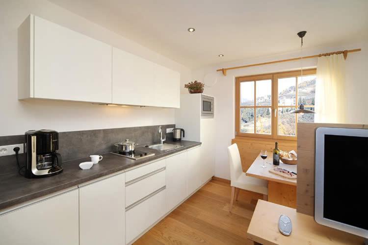 Schwarzplatterhof Apartment Merano Phòng bức ảnh